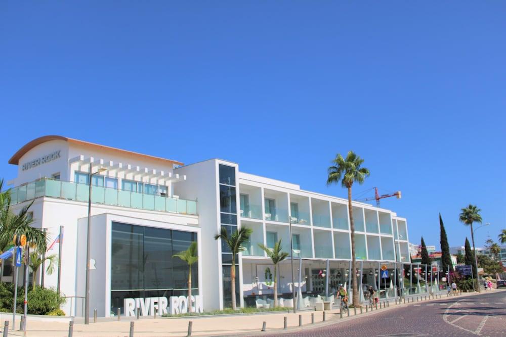 River Rock 3* איה נאפה